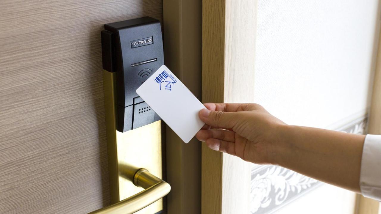 Toyoko Inn Shin-Osaka Chuo-Guchi Shinkan Εξωτερικό φωτογραφία