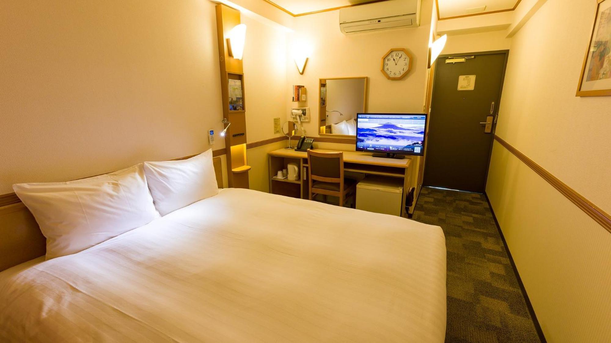 Toyoko Inn Shin-Osaka Chuo-Guchi Shinkan Δωμάτιο φωτογραφία