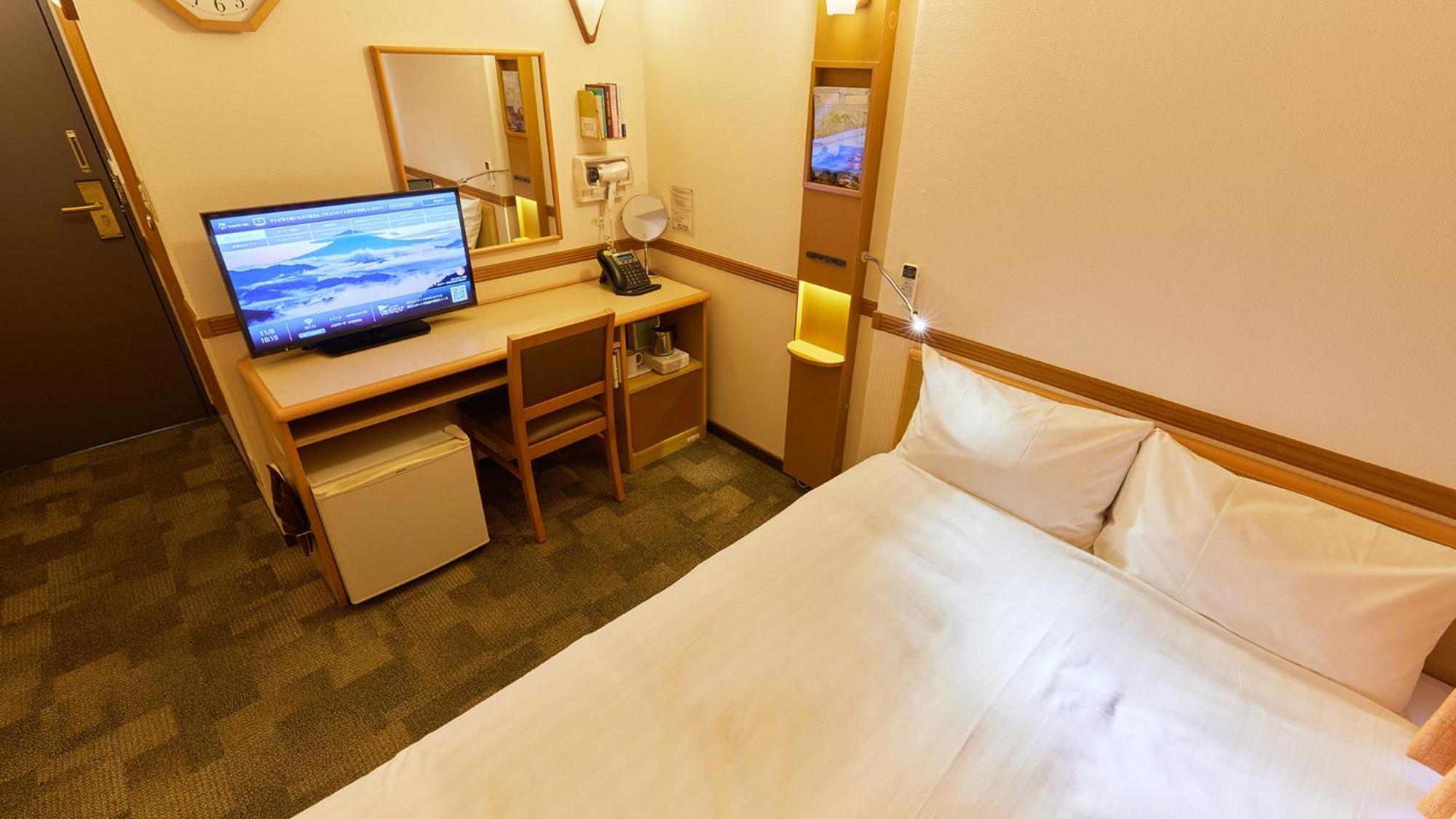 Toyoko Inn Shin-Osaka Chuo-Guchi Shinkan Δωμάτιο φωτογραφία