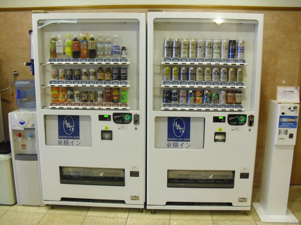 Toyoko Inn Shin-Osaka Chuo-Guchi Shinkan Εξωτερικό φωτογραφία